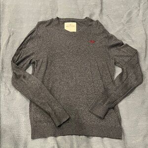 Hollister Men's Charcoal Crewneck Sweater